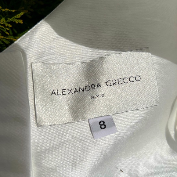 Alexandra Greco, Size 8, Set, White pearl colou - Picture 3 of 7